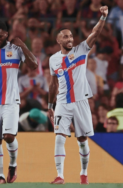 奥巴梅杨自述转会历程：切尔西之憾与巴萨、马赛情缘